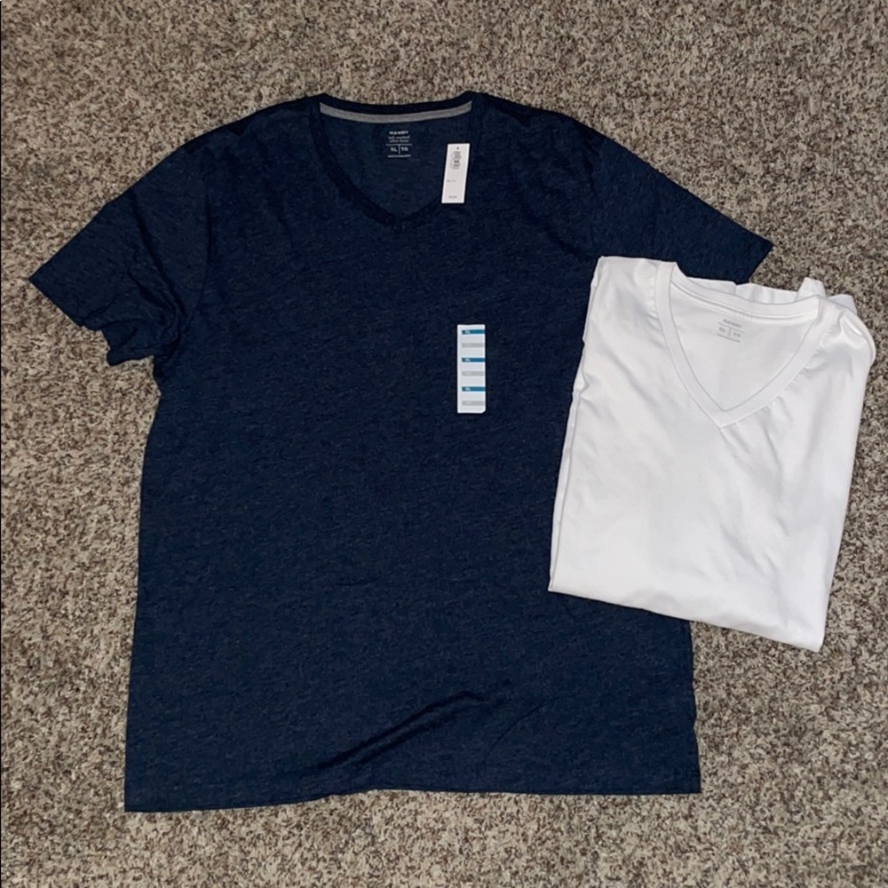 Old Navy Vneck tees